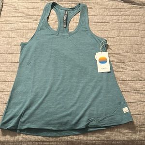 Vuori Lux Performance Tank